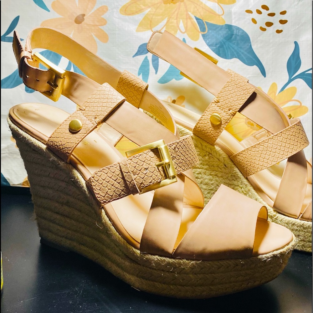 Nine West Strapy Buckle wedge sandals
